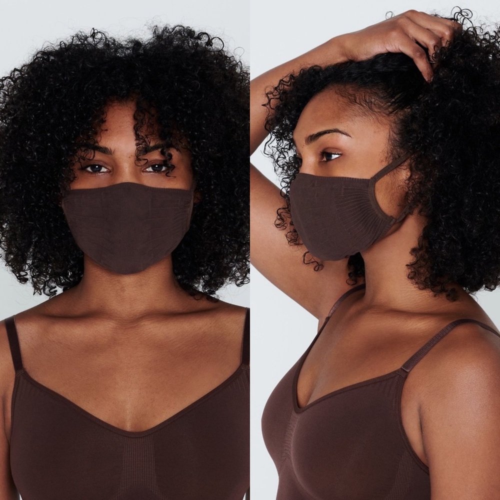 Skims face mask (cocoa)